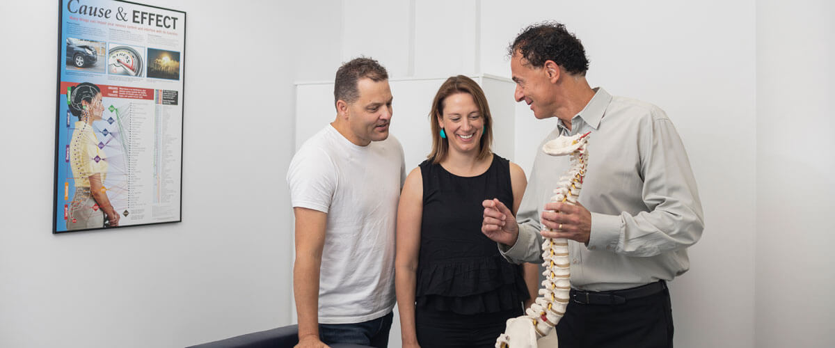 report with patients and spine model