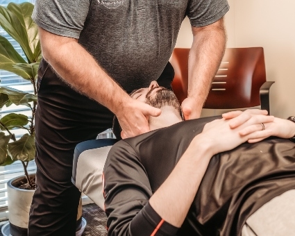 Relaxed neck adjustment