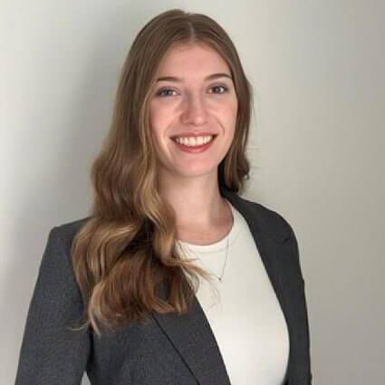 Dr. Jenna Photo