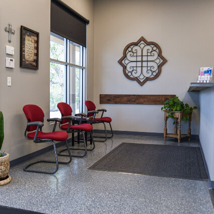 Espanola Family Chiropractic waiting room