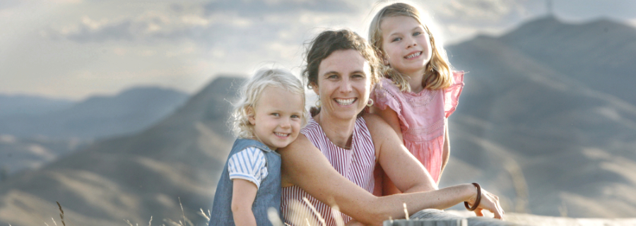 Dr Emma Mead with daughters Isla and Pippa