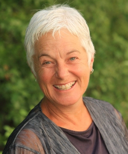 Dr Denise Brown