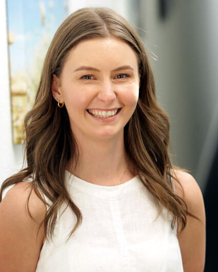 Dr Madi Kirk