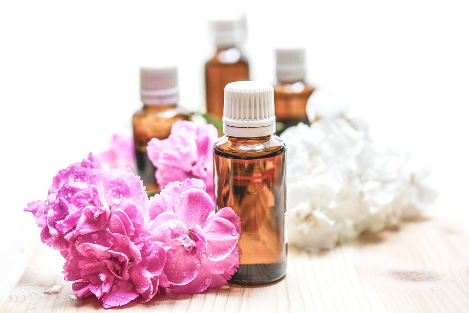 essential-oils-1851027_960_720