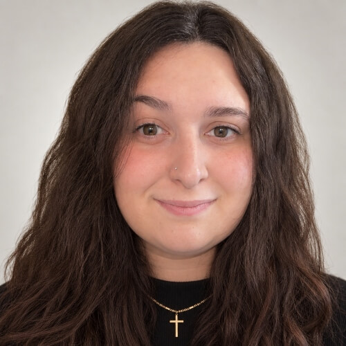 Dr. Cassandra DeFilippis