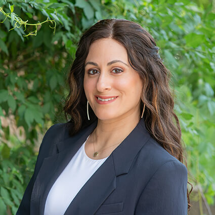 Markham Osteopaths, Ellana Amrami