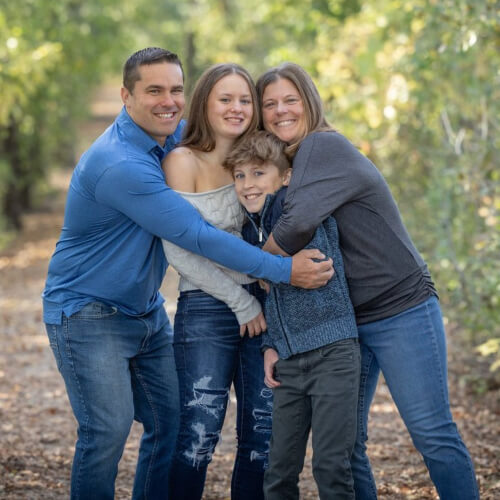 Kaukauna chiropractors family moment