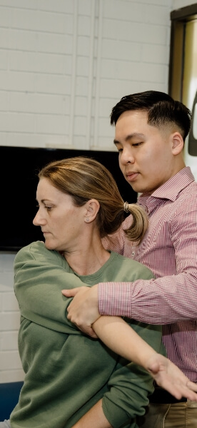 Shoulder adjustment for female patient