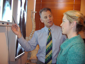 Greensborough Chiropractor, Greg Shambrook explains the results of patients x-rays