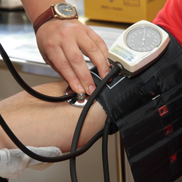 test blood pressure