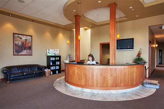 {PJ} Chiropractic Office