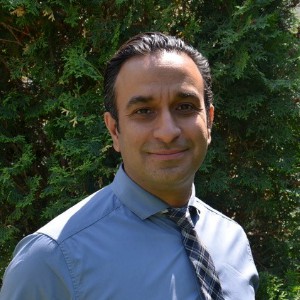 Chiropractor Winnipeg, Dr. Sony Canteenwala