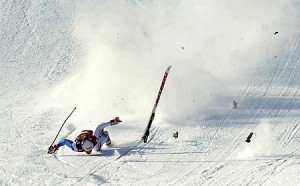 ski-crash-yardsale