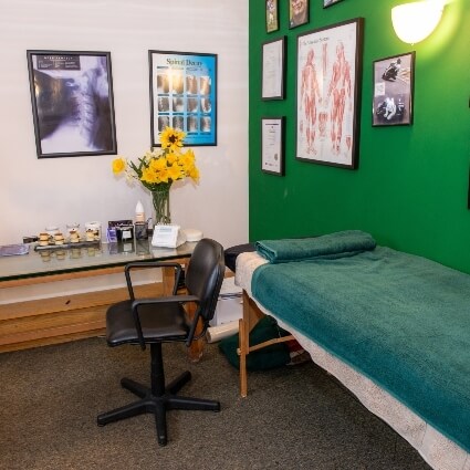 consult room with a table