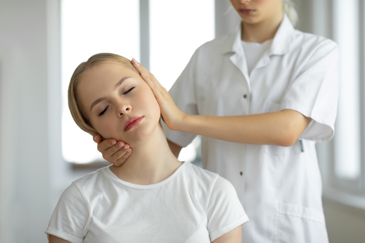 Chiropractic Care for Head Pain in Boston, MA