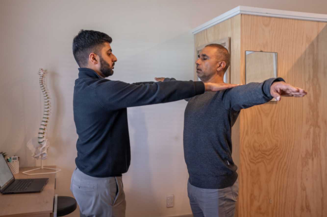 chiropractor-and-yoga