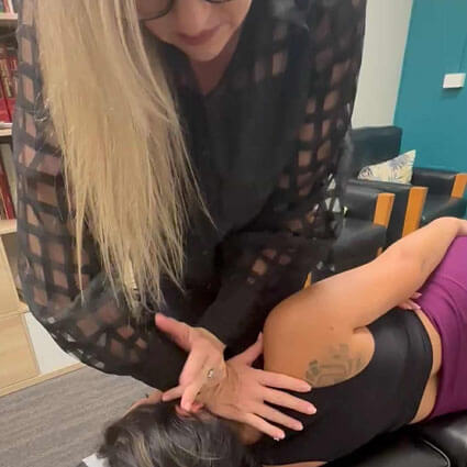 Male patient neck adjustment