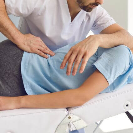 woman-shoulder-and-hip-adjustment-sq