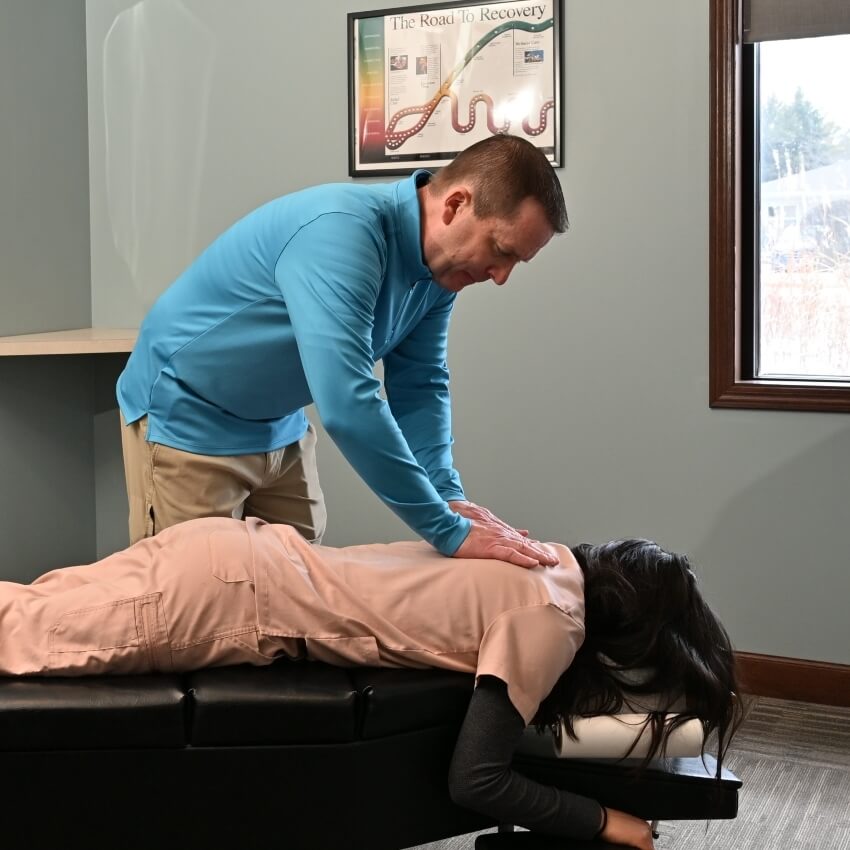 Horizon Chiropractic patient having back adjusted