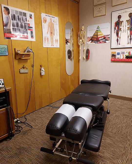 our chiropractic adjusting room