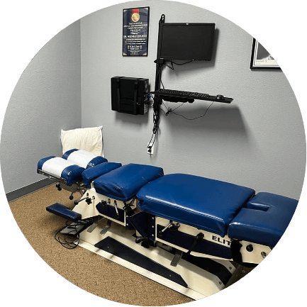 Chiropractic adjusting table