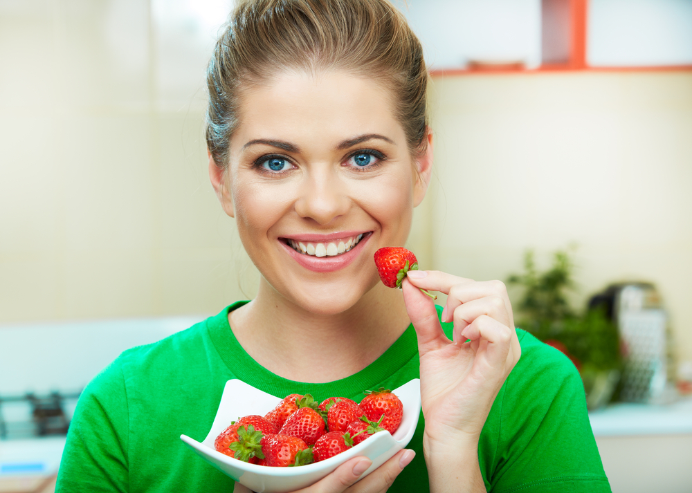 Strawberry - Common Teeth Whitening technique