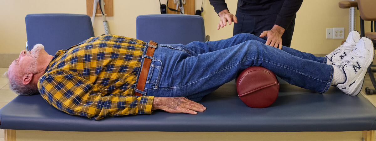 Spinal remodeling using Denneroll and intersegmental traction