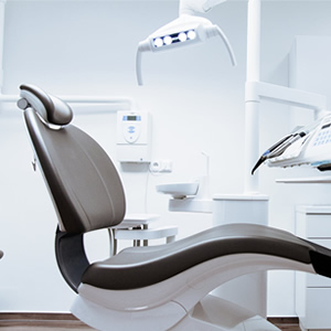 Dental surgery chair