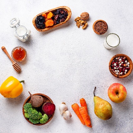 healthy foods aligned in round shape