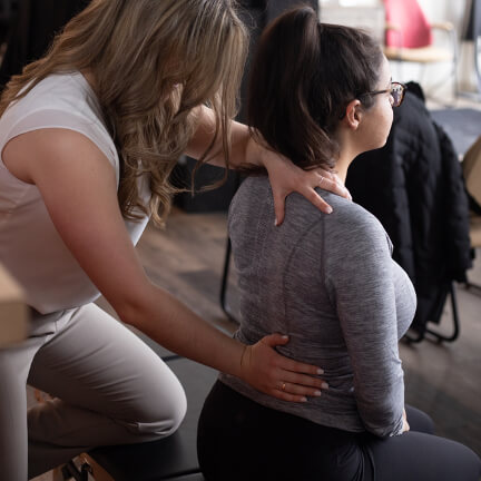 Barrhaven chiropractor adjusting a girl