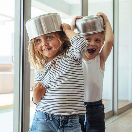 kids-with-pans-on-head-sq