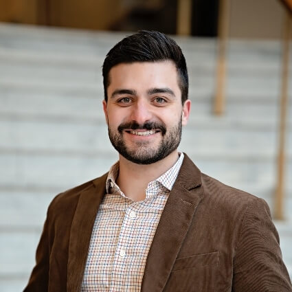 Cheyenne chiropractor Dr Maxamillion