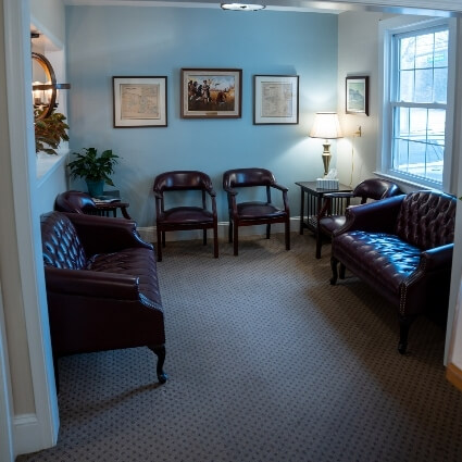 Schreppler Chiropractic Offices P.A waiting room
