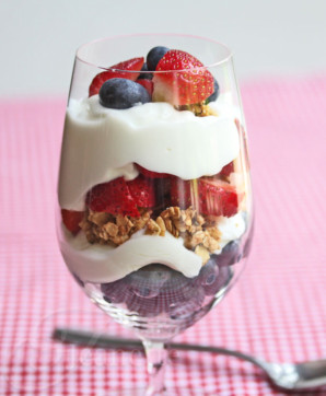 Yogurt parfait