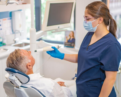 Sydney patient receiving an oral scan