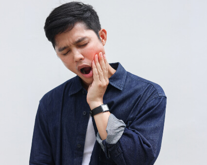 Man with dental pain