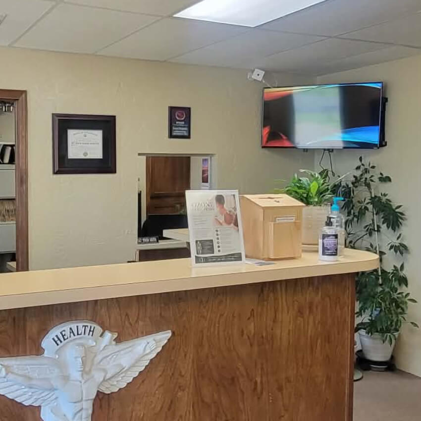 Evans Chiropractic Clinic front desk