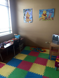 Family based practice helping patients of all ages. Crystal Lake Chiropractic office