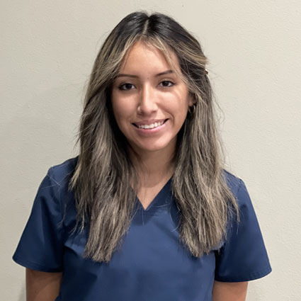 Daniela, Chiropractic Assistant