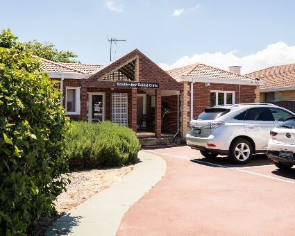 HM Dental office exterior