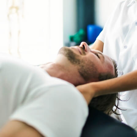 Gentle neck adjustment for male patient