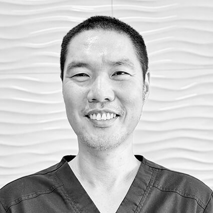 Calgary SW Massage Therapist, Henry Xie