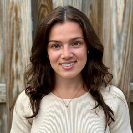 Spine & Sports Injury Center physical therapist Sydney Rutledge