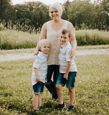 Chiropractor La Crosse Dr. Angie Frank and her kids