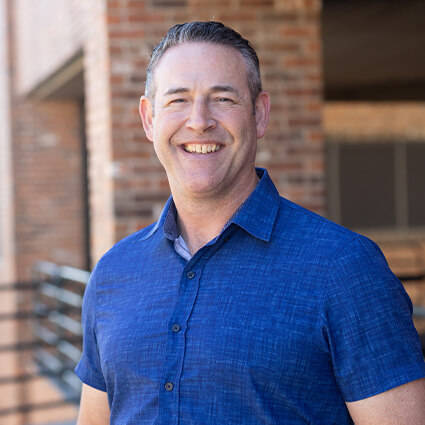 West Lake Hills Chiropractor Dr. Steven Peters