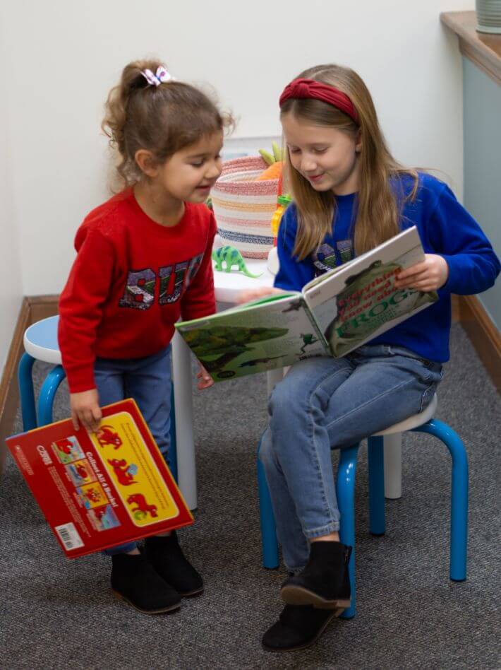 kids reading books