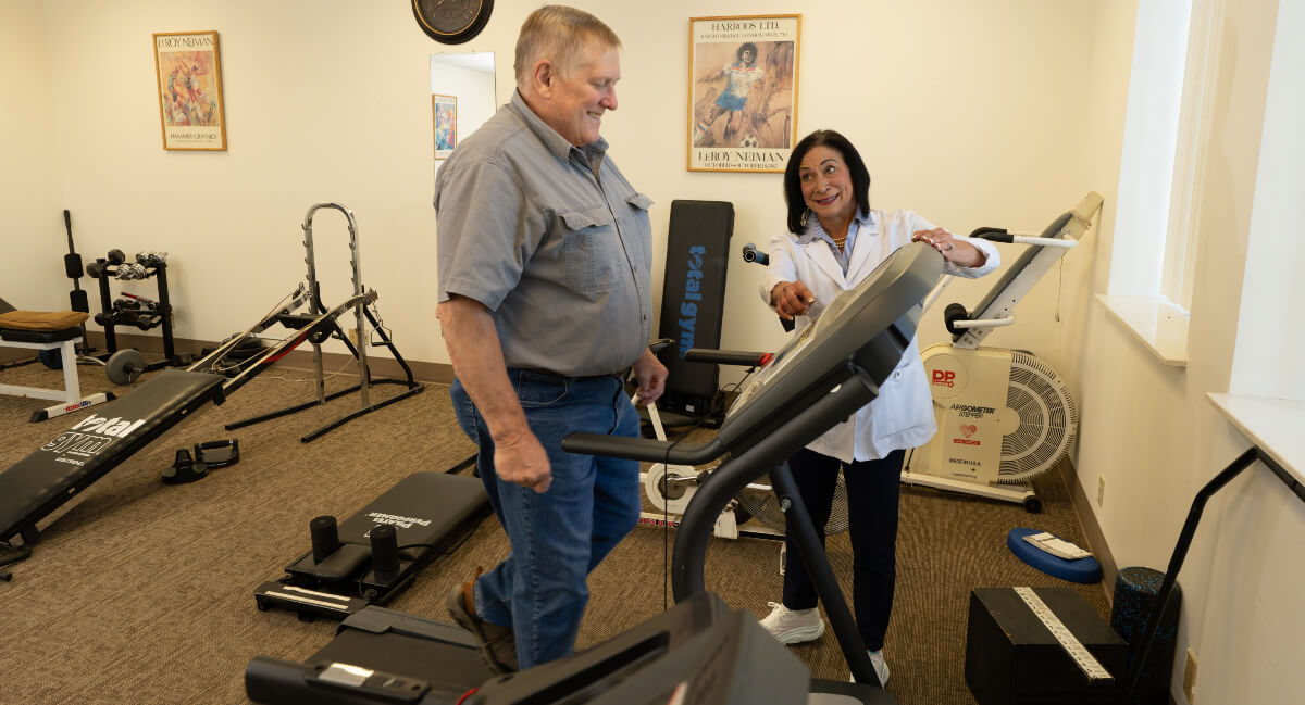 Morgantown patient doing cardio exercises at Toth Chiropractic and Wellness