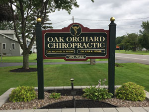 Oak Orchard Chiropractic sign