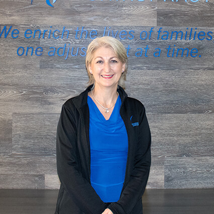 Kitchener Front Desk Receptionist, Ema