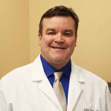 Chiropractor Cincinnati, Dr. John Smith